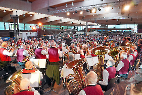 Seniorenblasorchester beim Wertungsspiel in der Arena Geisingen 2023_5